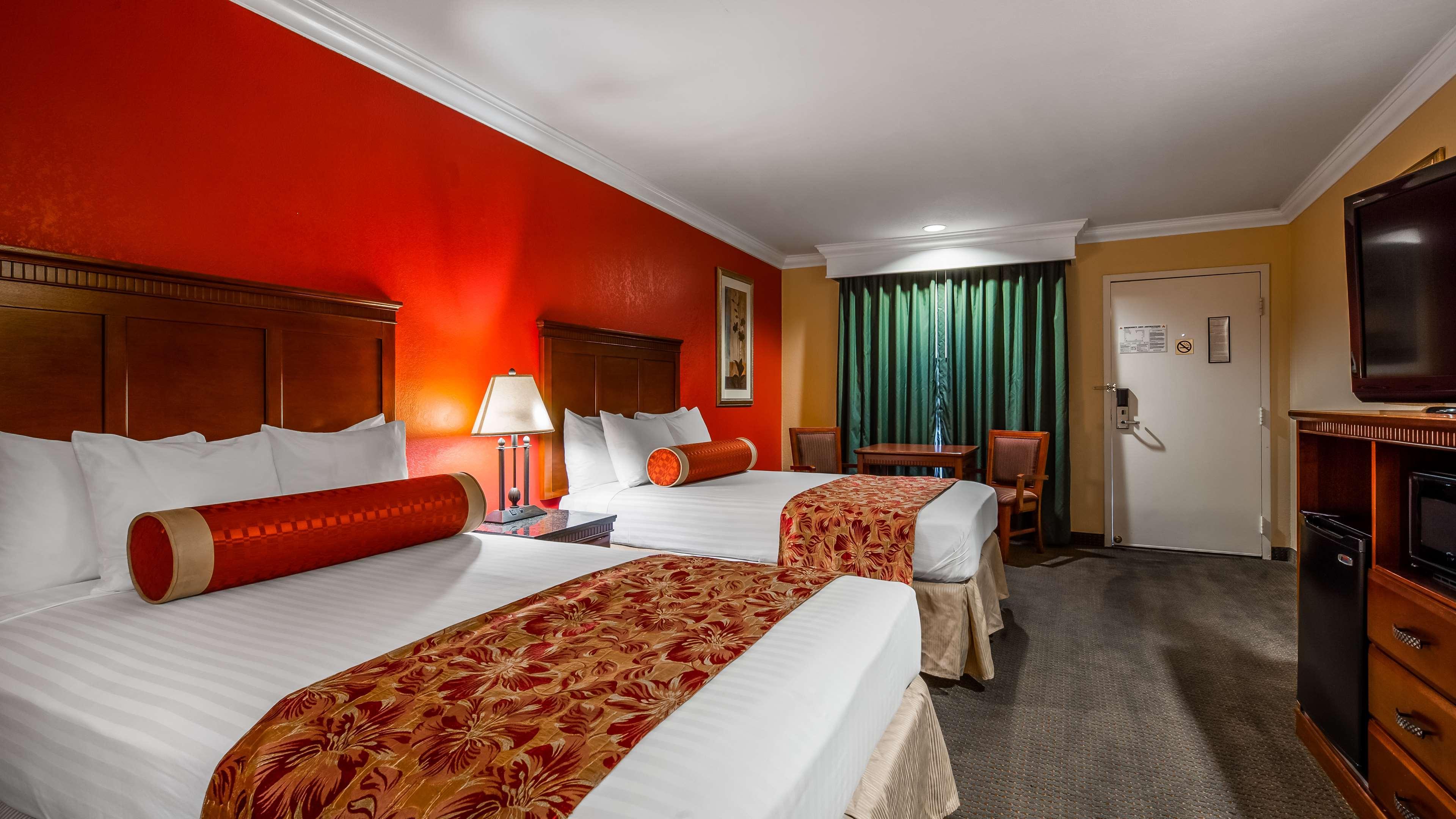Best Western Moreno Hotel & Suites Lembah Moreno Luaran gambar