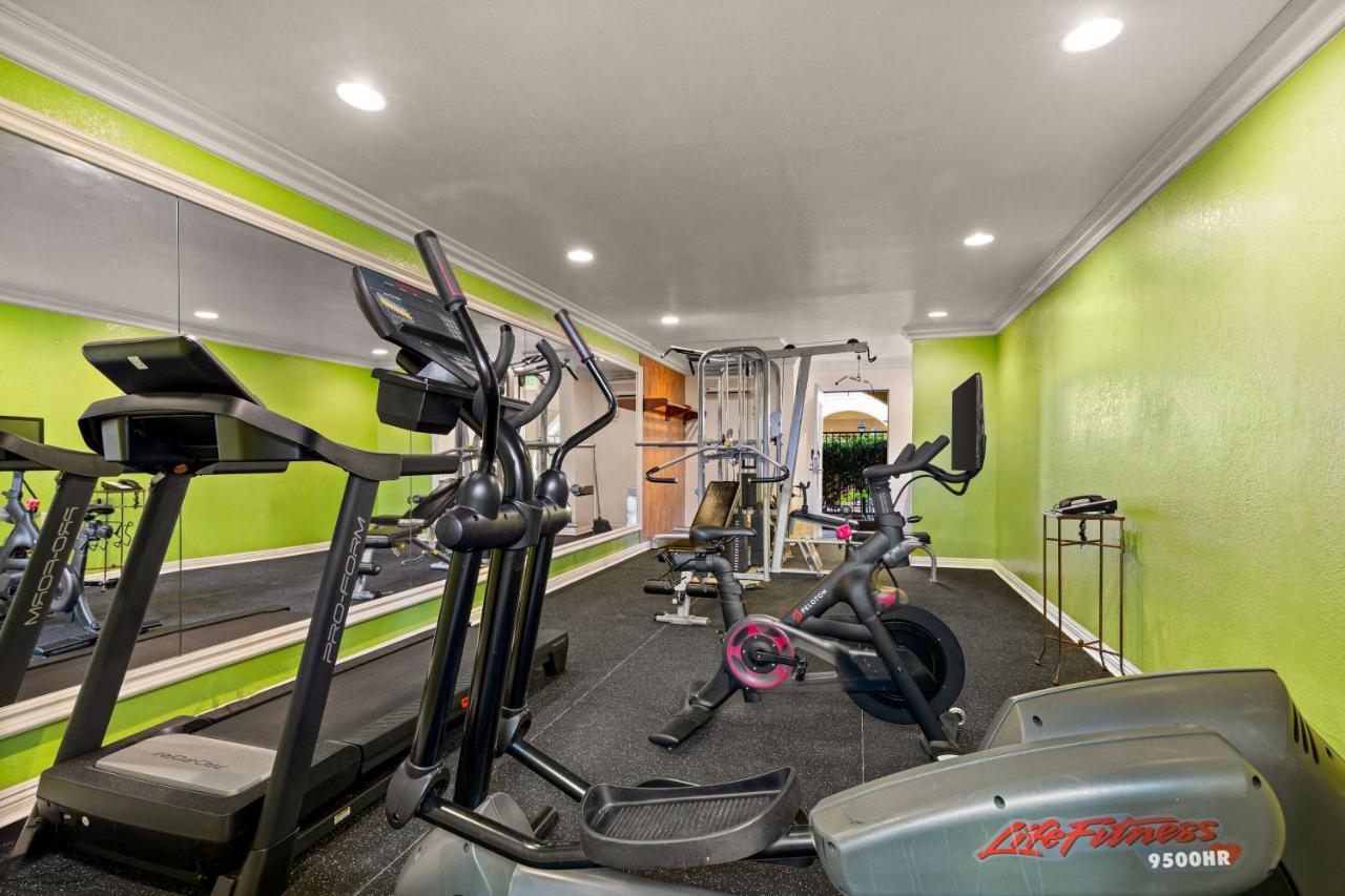 Best Western Moreno Hotel & Suites Lembah Moreno Luaran gambar
