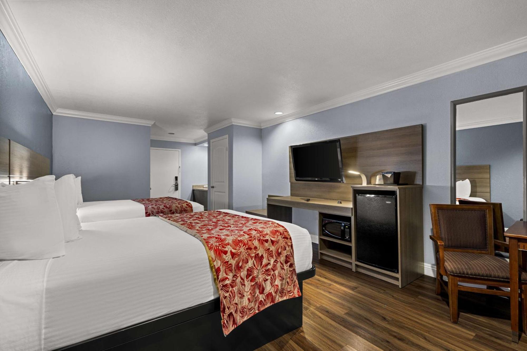 Best Western Moreno Hotel & Suites Lembah Moreno Luaran gambar