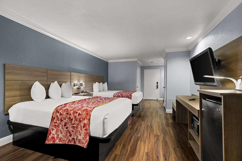Best Western Moreno Hotel & Suites Lembah Moreno Bilik gambar