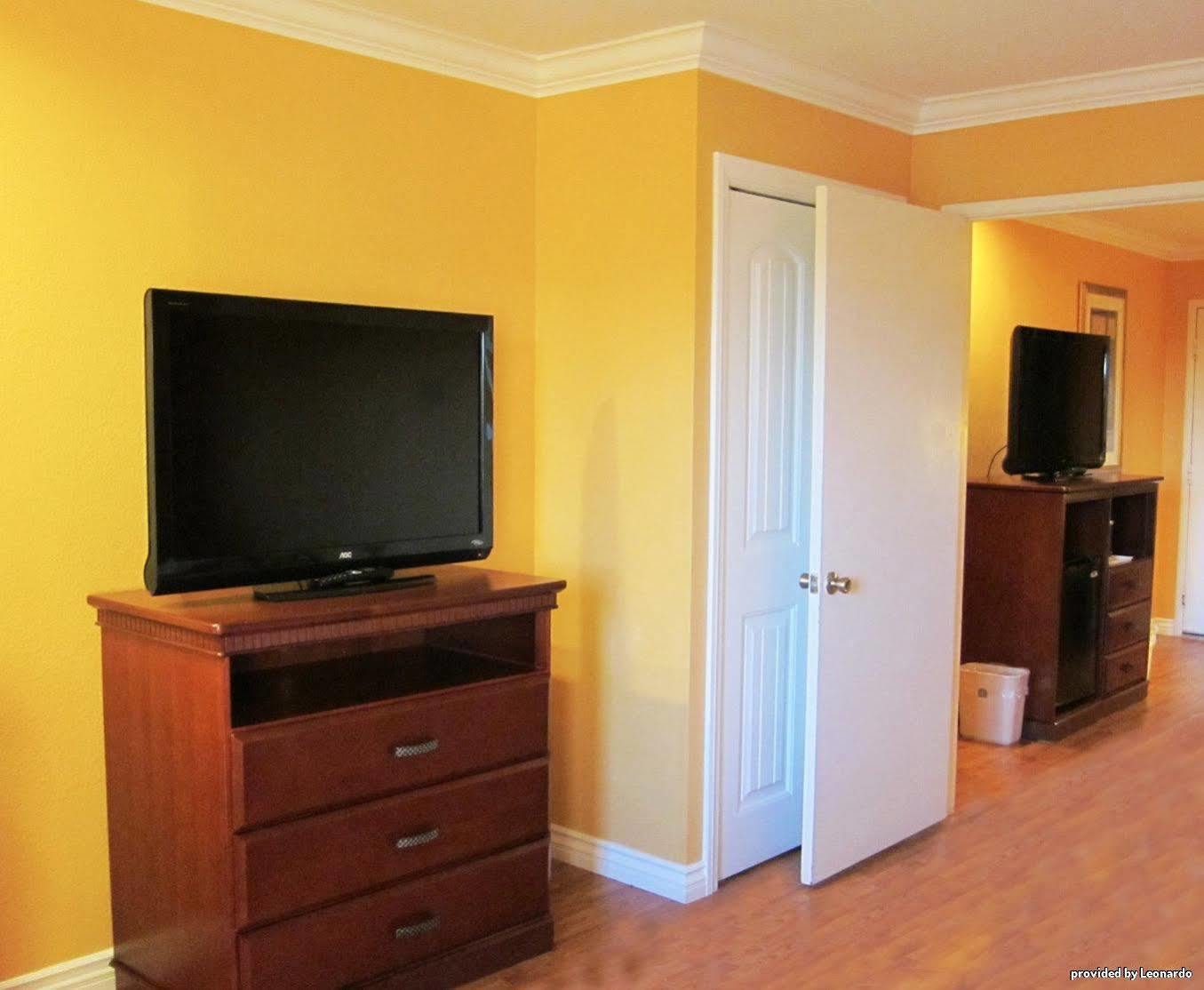 Best Western Moreno Hotel & Suites Lembah Moreno Luaran gambar